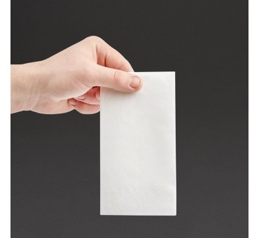 Serviettes snacking 2 plis pliage 1/8 Fiesta Recyclable 330mm blanches (lot de 2000) Serviettes snacking 2 plis pliage 1/8 Fiesta Recyclable 330mm blanches (lot de 2000)